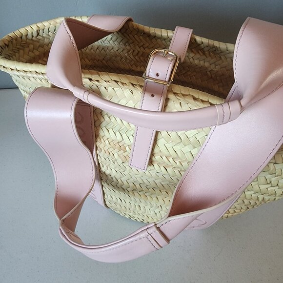 Chloe Basket Tote Bag "LIKE NEW" - Picture 10 of 16